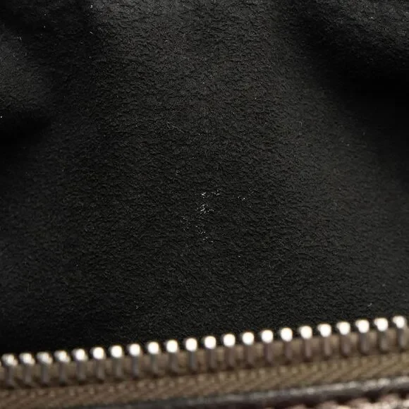 Louis Vuitton Metallic Mahina Leather XL Hobo - Picture 10 of 15